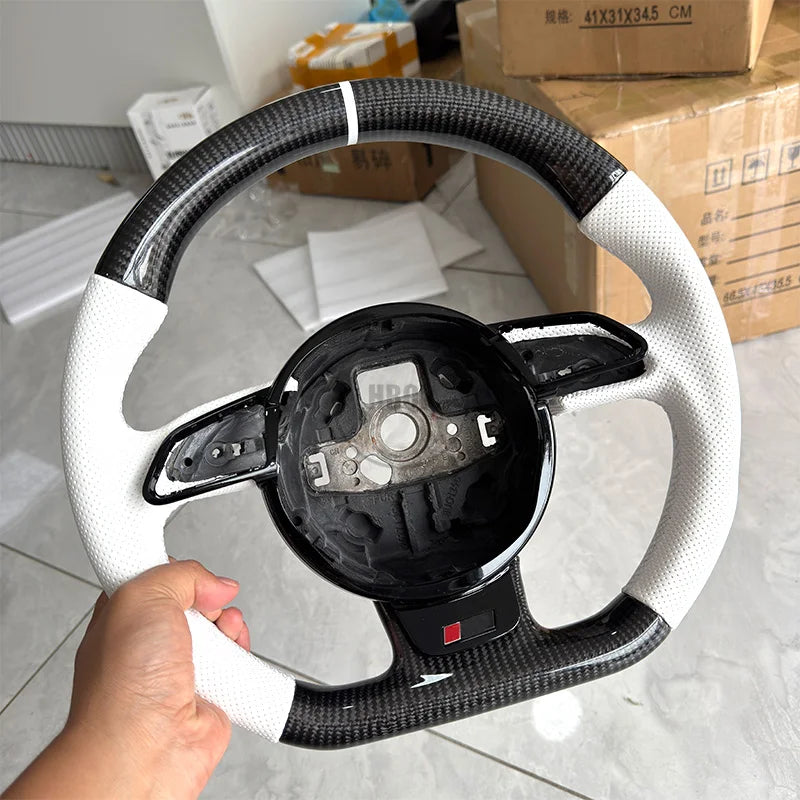 Volant Audi Sport Fibre de Carbone Édition Black&White (RS,S,Sline...)