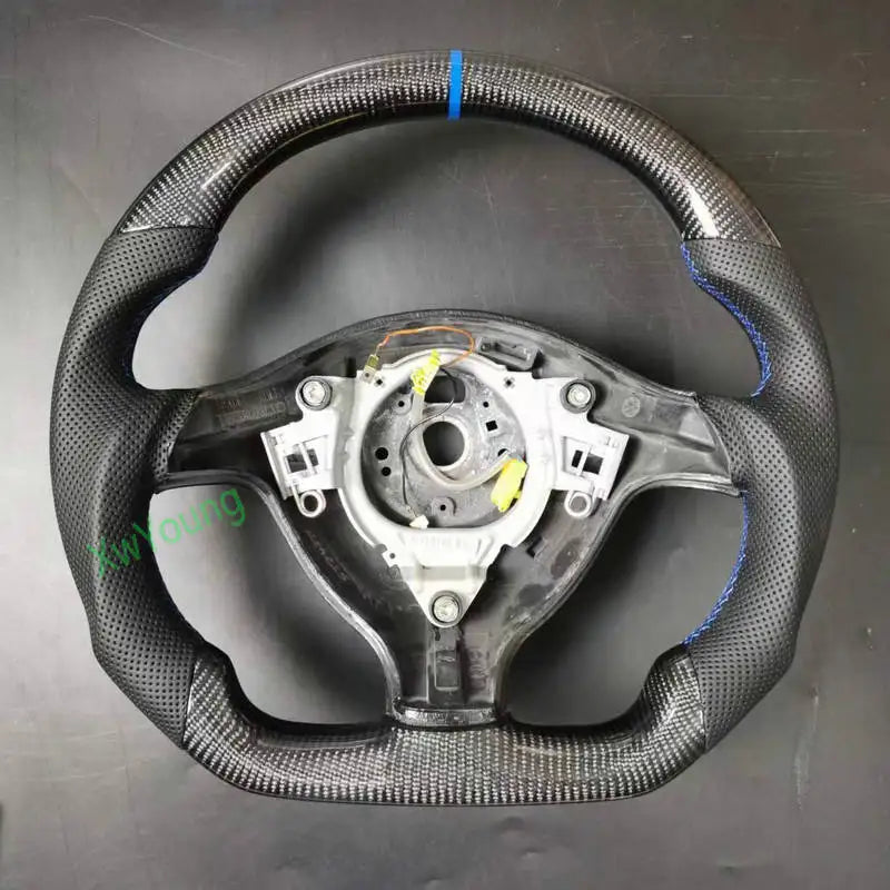 Volant  Mk4 GTI Fibre de Carbone